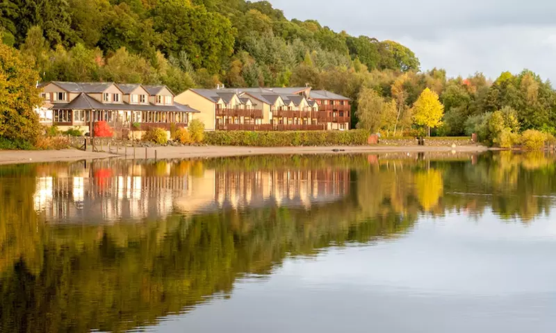 Loch Lomond: 4* Stay with Full Scottish Breakfast and Optional Dinner