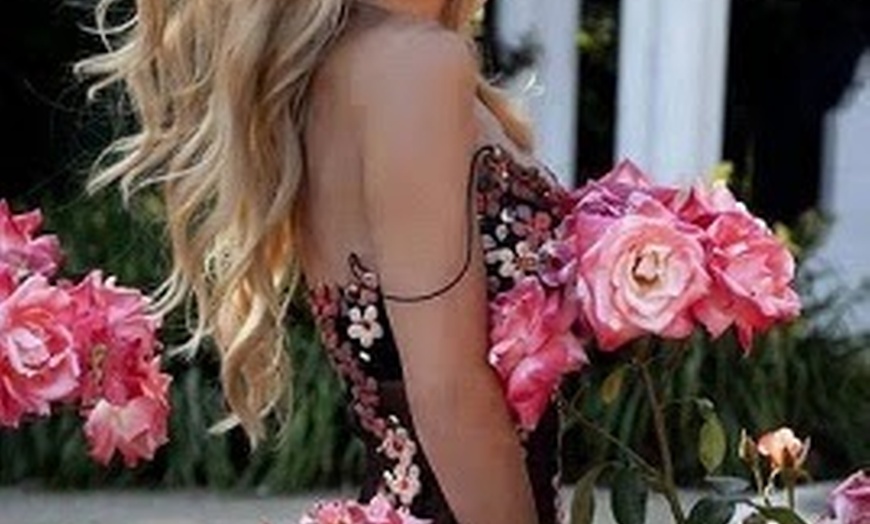 Image 5: Up To 82% Off on Haircut + Conditioning & Blow-dry 