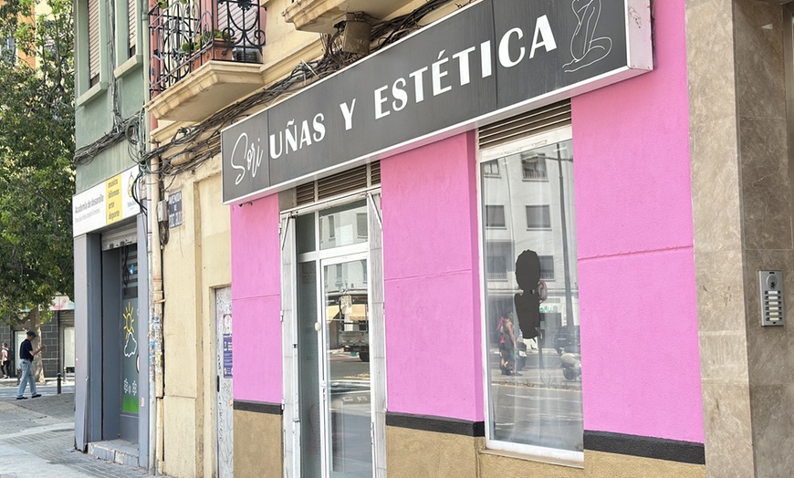 Image 5: Lifting de pestañas con opción a tinte y depilación de labio y cejas 