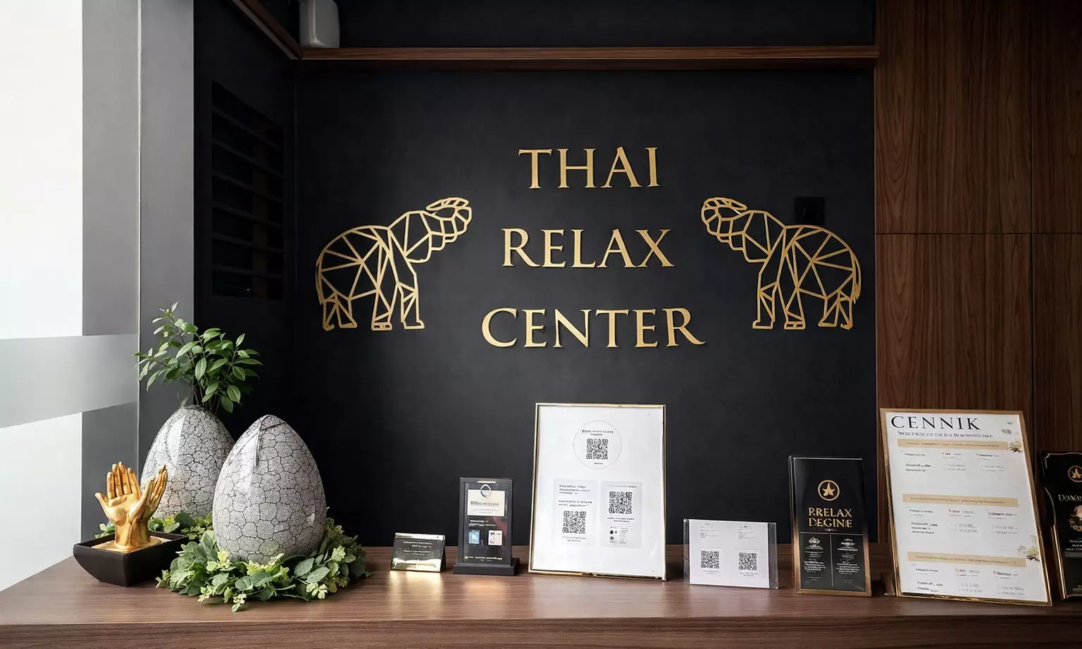 Tradycyjne masaże tajskie: olejkowy, masaż pleców oraz głowy i więcej