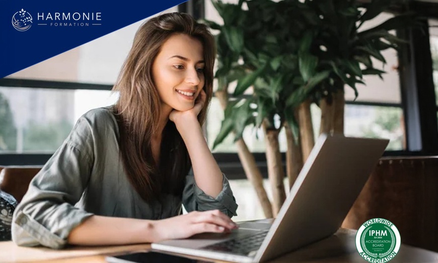 Image 1: 2 formations certifiantes bien-être pour moins de 100 € – places limitées