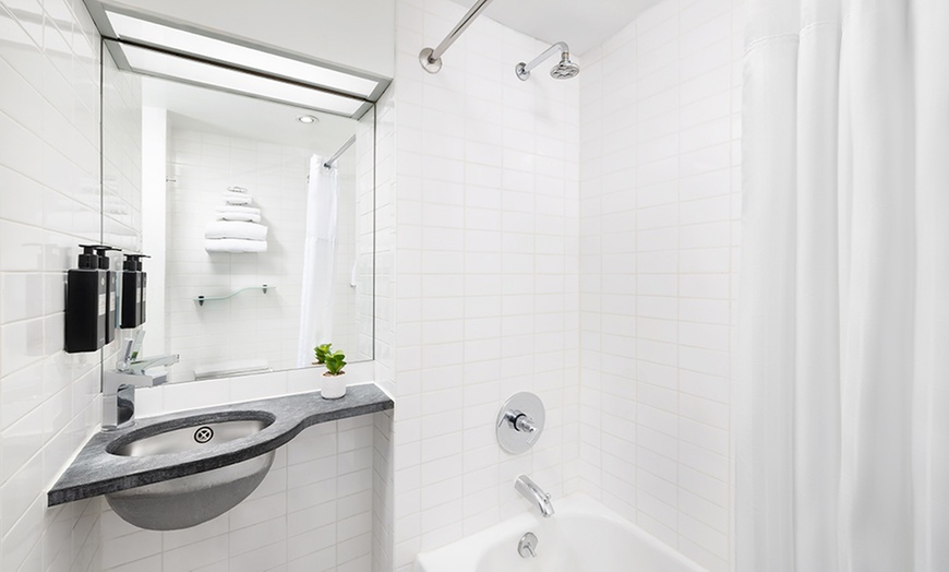 Image 17: Prime Midtown Location with Stylish Rooms and Easy City Access