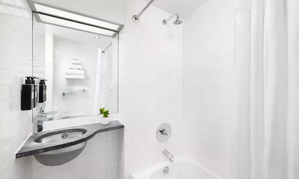 Prime Midtown Location with Stylish Rooms and Easy City Access