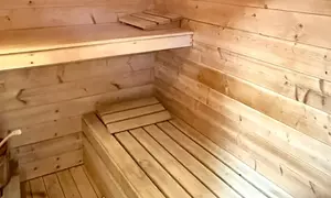 Met zijn tweetjes 60 minuten lang in een privé-sauna, naar keuze met facial of bodyscrub, korting tot 61%