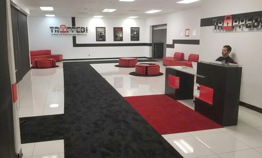 Image 2: High-Stakes Escape Room Challenges in Las Vegas