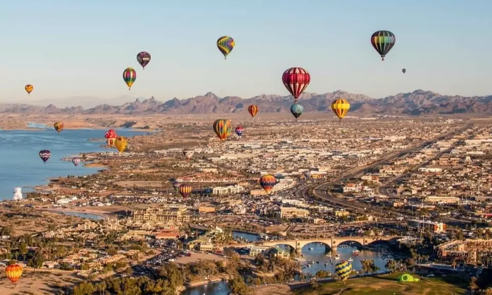 Havasu Hot Air Balloon Festival: Lake Havasu Spectacle