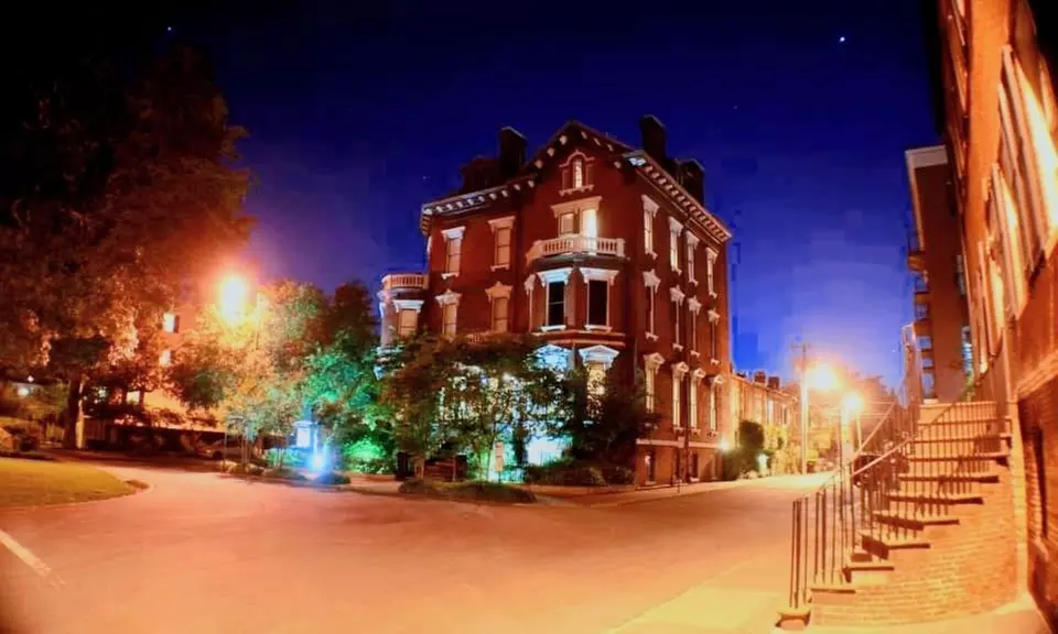 90 Minute Haunted History Tour for One Adult or Child 