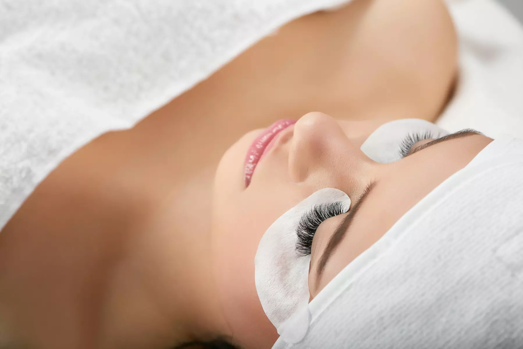 Up to 38% Off on Eyelash Extensions at Le'Posh Esthetics