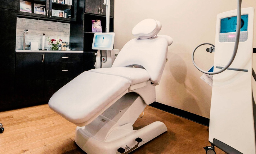 Image 2: Six Laser Hair Removal Sessions on One Small, Medium or Large Area 