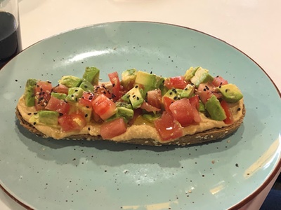 Menú brunch para 2: 2 platos salados, 2 dulces, 2 bebidas frías y 2 calientes - Groc Cafe cocina y mas