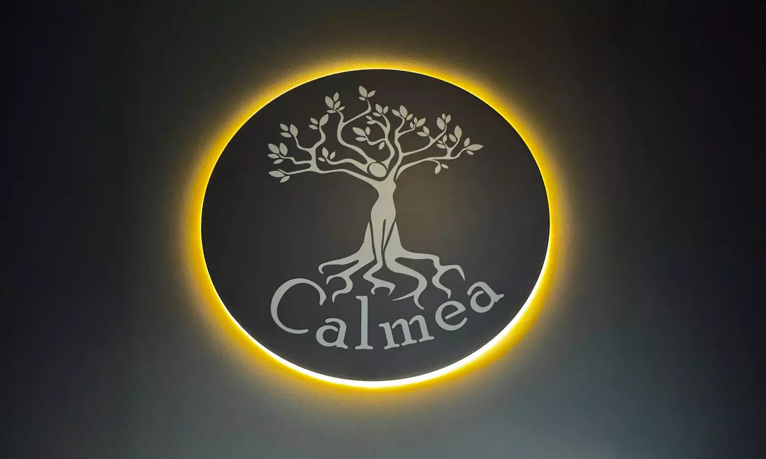 Masaż relaksacyjny, sportowo-powięziowy, Kobido, leczniczy i tajski