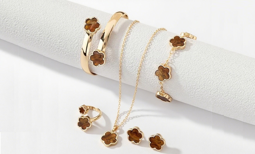 Image 5: 5-teiliges Schmuck-Set mit fünfblättrigem Kleeblatt-Muster