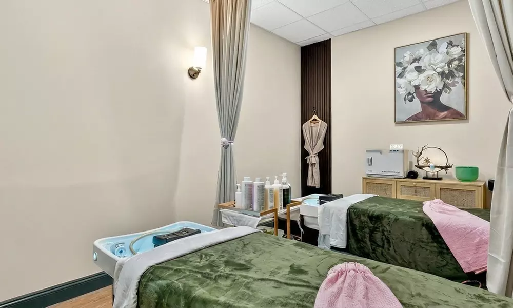 60 or 90-Min Couples Head Spa- Head, Scalp & Shoulder Massage & More