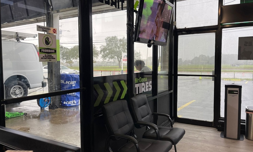 Image 8: Drive Smoothly with Wheel Alignment at Sirius Tires