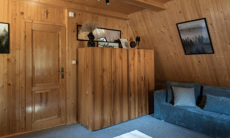 Image 3: Lubień: 2-7 nocy w domku z jacuzzi Leśna Sielanka