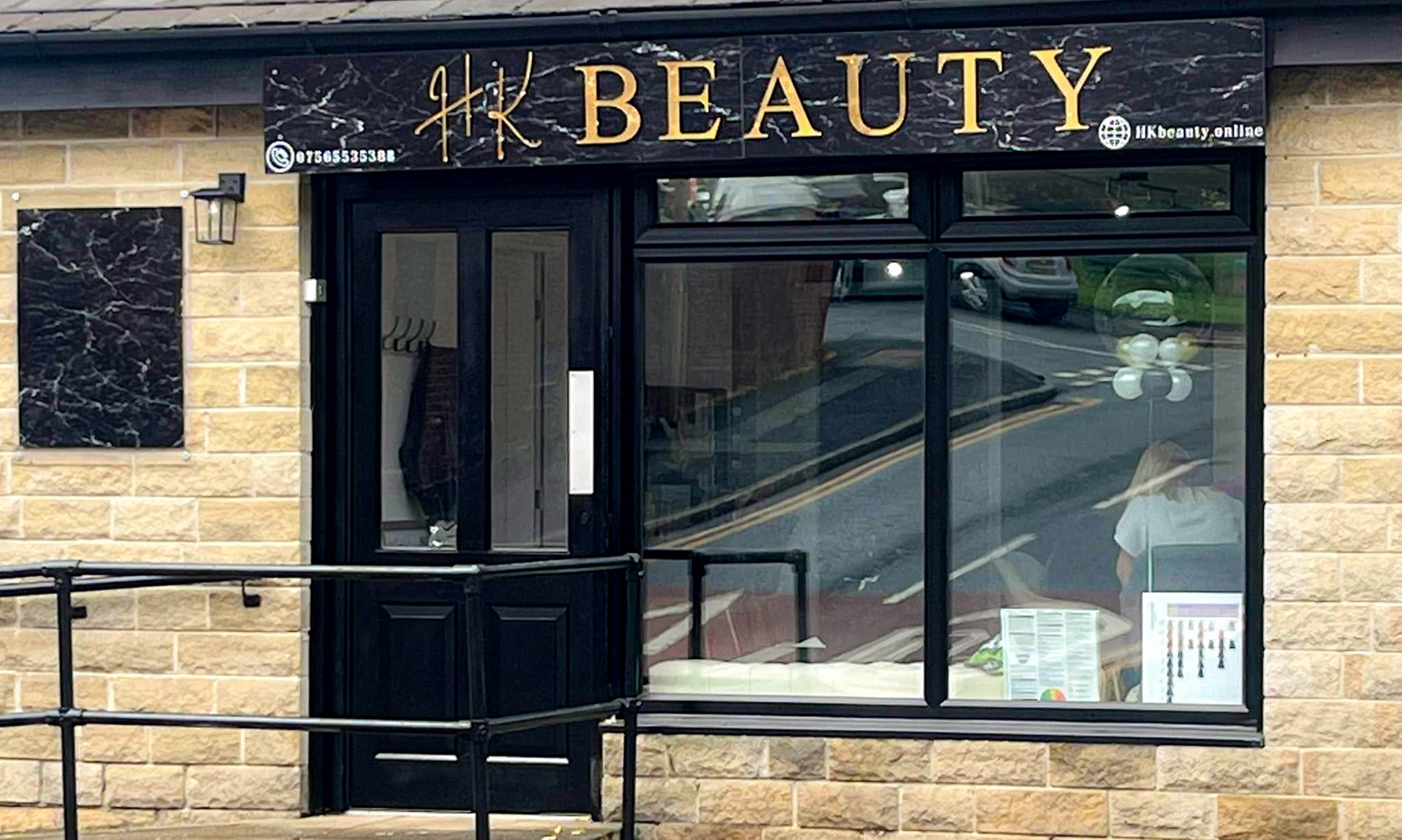 Get Perfect Nails with Gel or BIAB Hands and Toes!