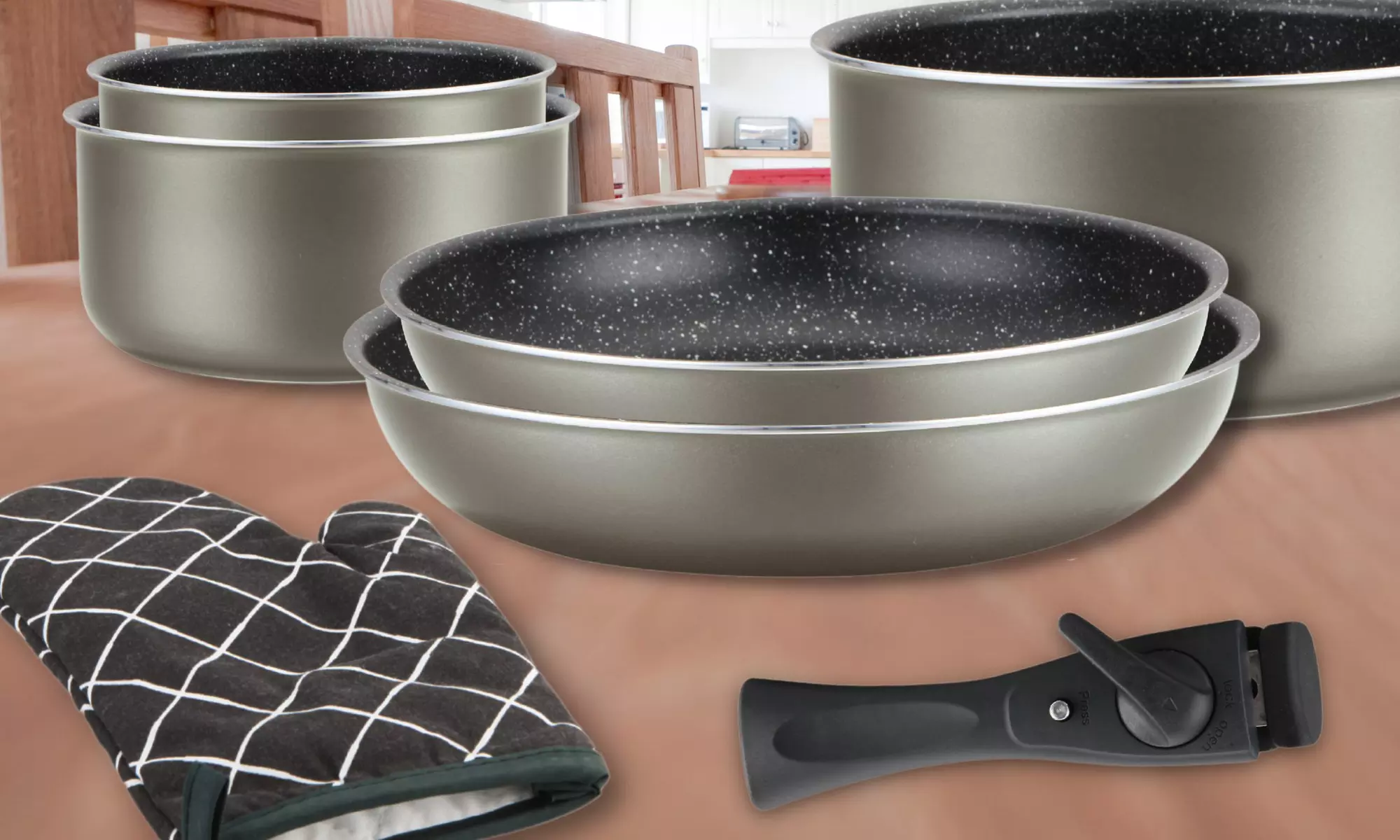 5-, 7-, oder 17-tlg. Herzberg Kochgeschirr-Set mit abnehmbarem Griff