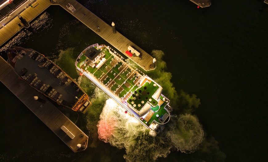 Image 3: Valentine’s Day Candlelight Dinner Cruise For Couples – Al Seef