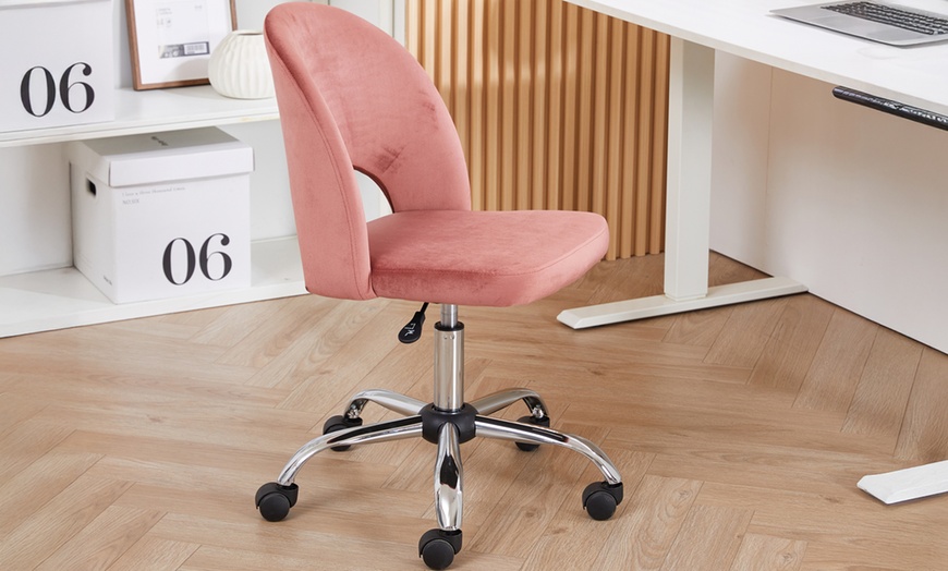 Image 17: Office Chair Collection