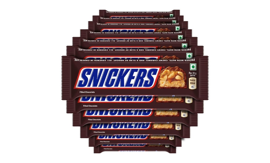 Image 1: Pack of 24 Snickers Chocolate Bars 50g
