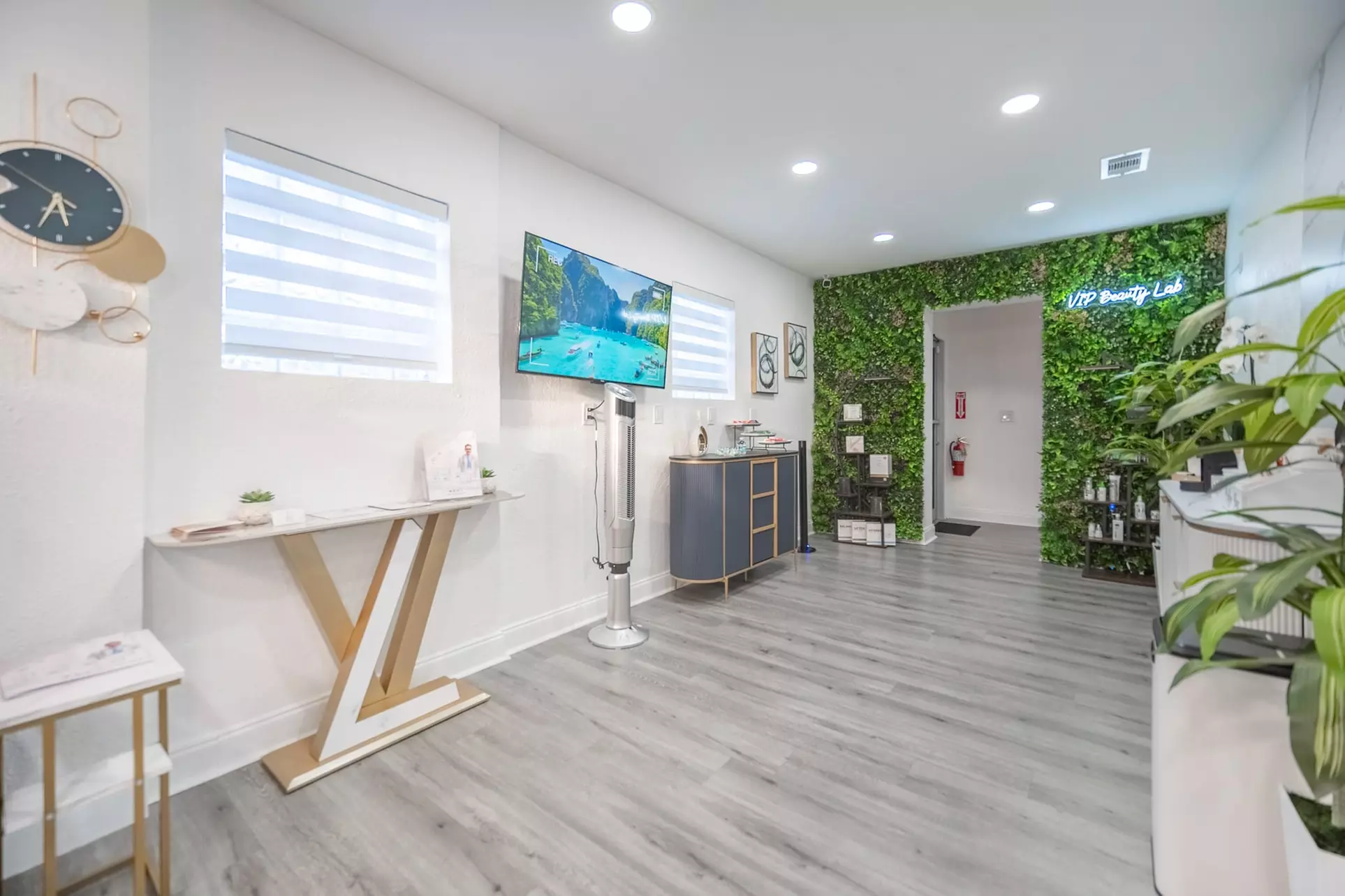 Relax with 45-Min Lymphatic Drainage or 60 Min Including LED Sessions