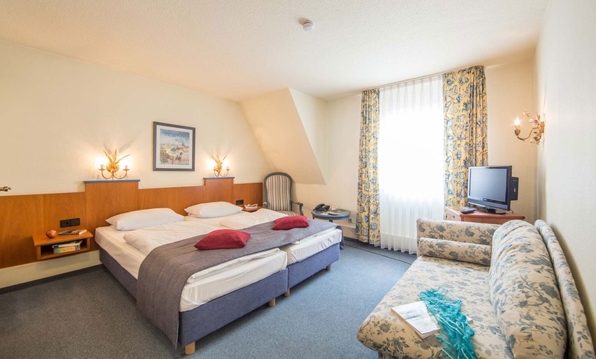 Image 13: Cochem: Doppelzimmer mit Verpflegung und optionalen Zusatzleistungen