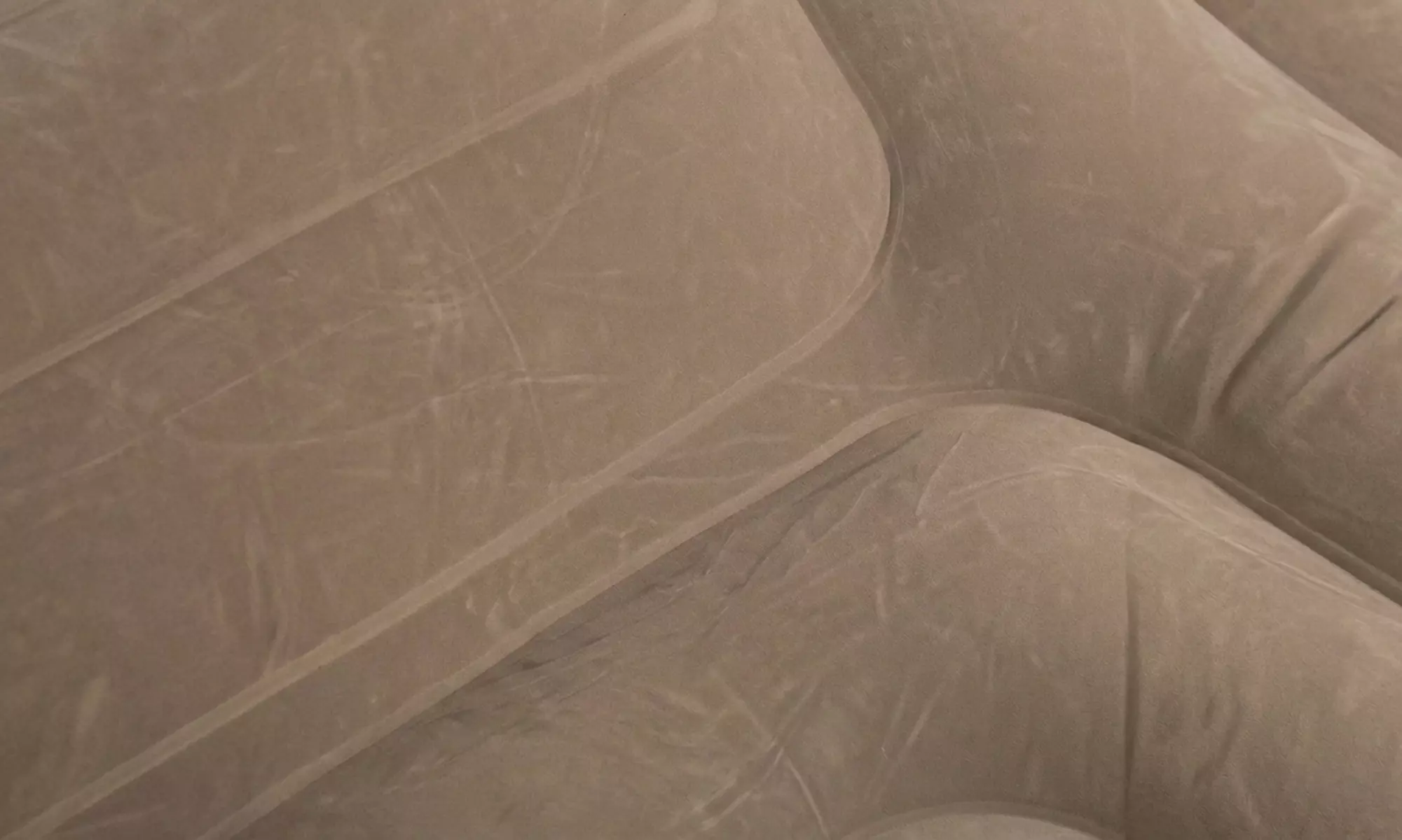 Fauteuil gonflable avec repose-pieds