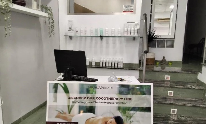 Image 4: 1, 2 o 4 sesiones de criolipólisis y presoterapia