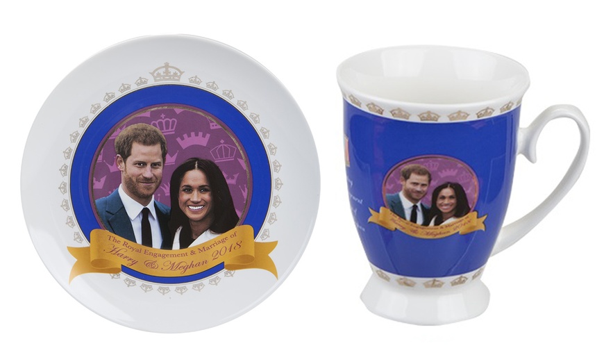 Image 9: Royal Wedding Mugs