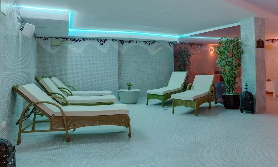 Spa de 90 minutos para 2 o spa con desayuno buffet para 2