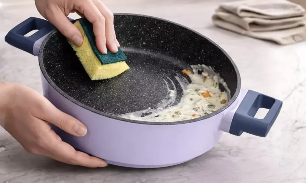 Juego de ollas con tapas de cristal de Just Perfecto