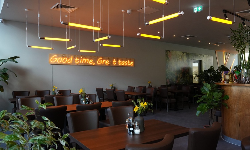 Image 5: Asiatisch-Thailändisches 2-Gänge-Menü nach Wahl für 2 oder 4 Personen