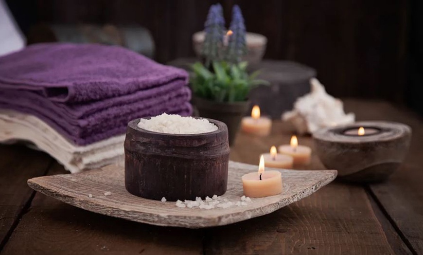 Image 2: Verwen jezelf met een ontspanningsmassage van 40 of 60 minuten