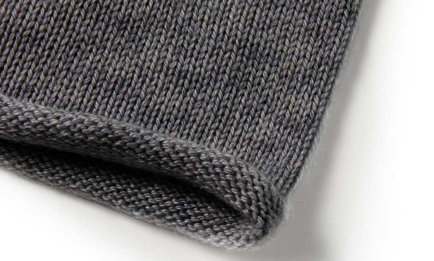 Image 5: 1 of 2 warme en stijlvolle wollen beanies