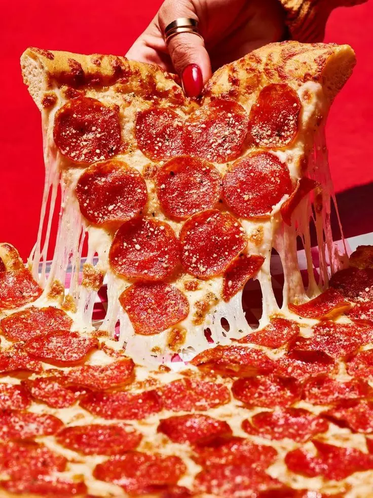 Savor Pizza or Deluxe Meal for 4: Includes Pizza, Sides & Drinks