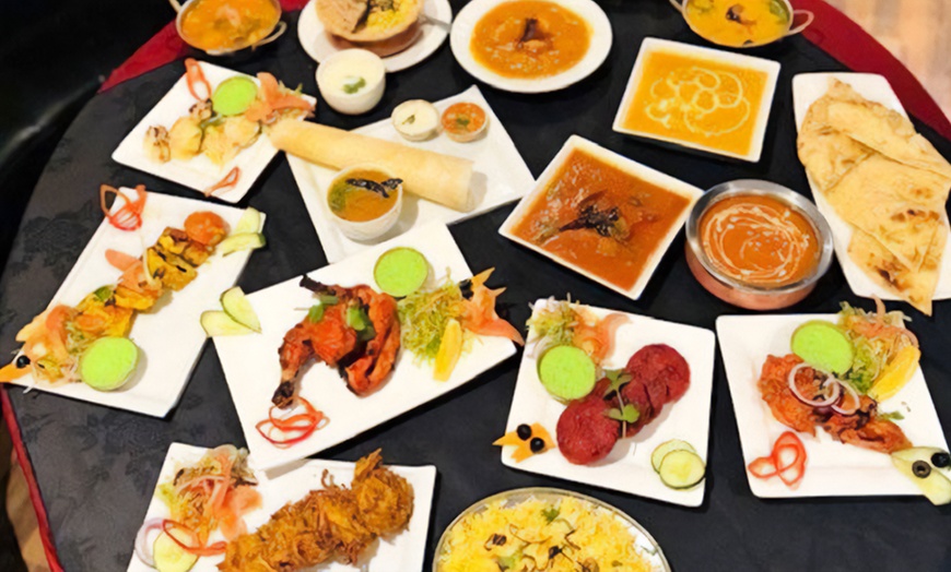 Image 3: Taste Authentic Indian, Asian & Curry Food w/ £30, £50 or £70 Voucher