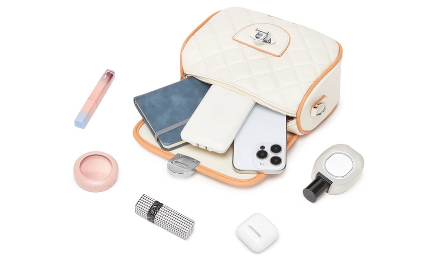 Image 6: Miss Lulu Practical Quilted PU Leather Crossbody Handbag