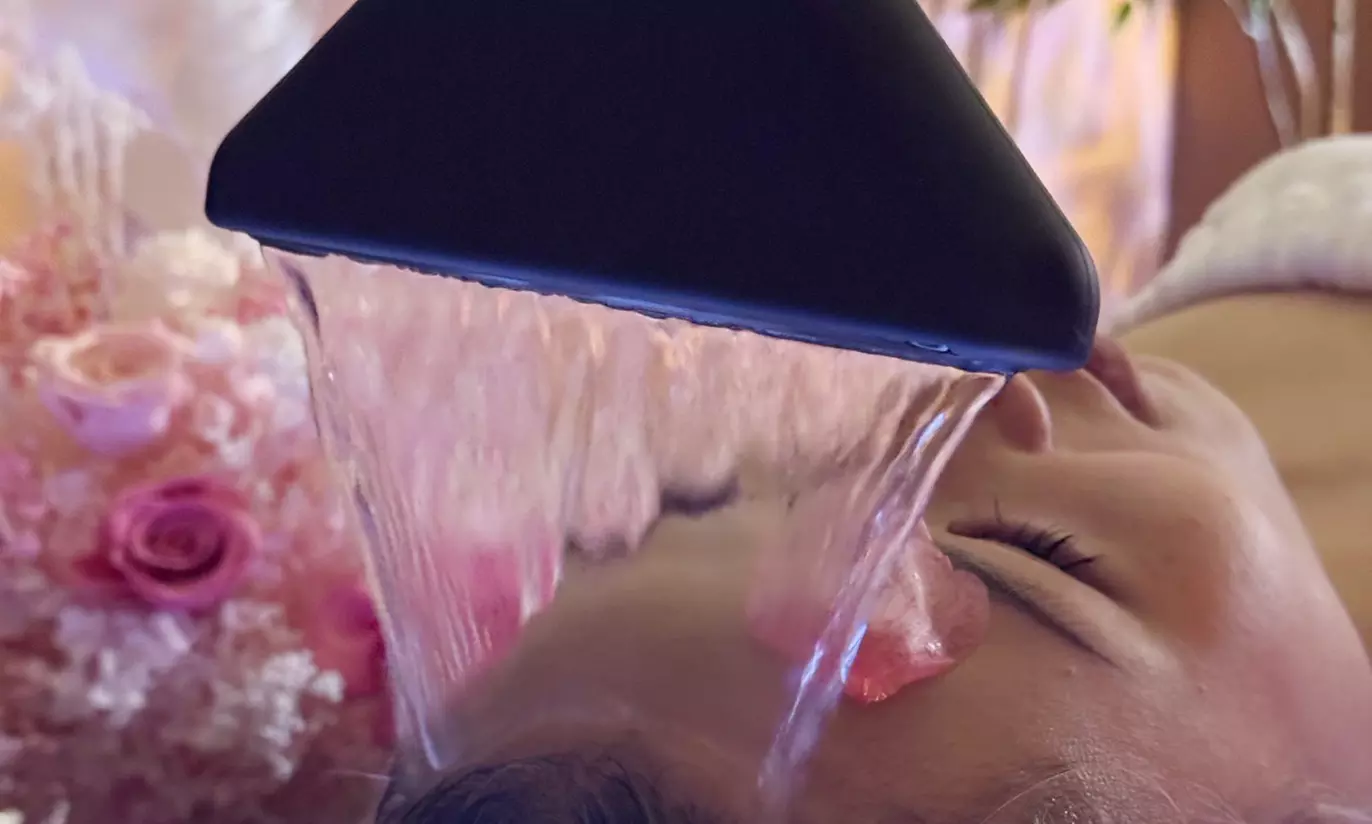 Ultimate Relaxation with a 60 or 100-Min Chinese Head Spa, Scalp Care Head Spa, or Hydrating Facial - M Beauty Skin Care - Primary Image