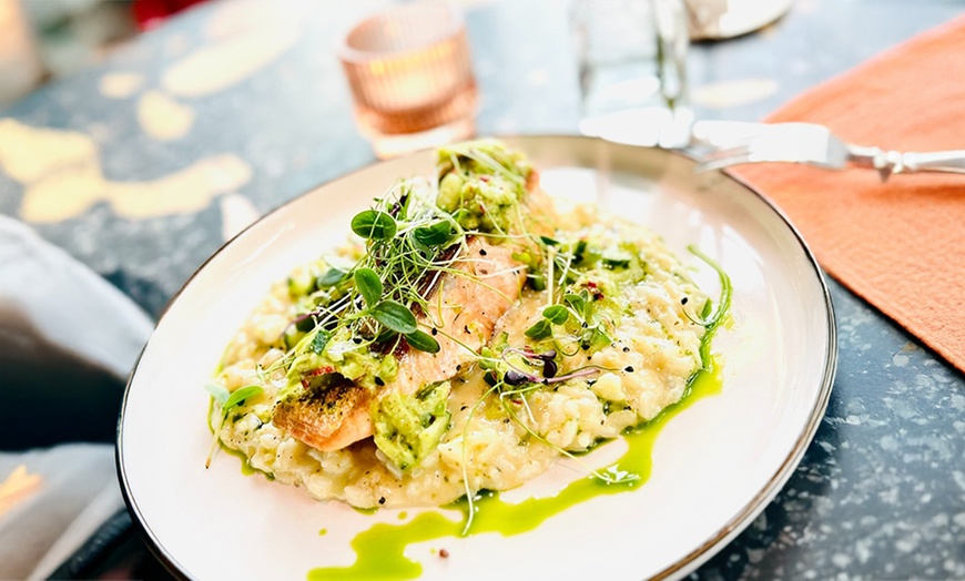 Image 2: 2-Gänge Business-Lunch nach Wahl für 1 oder 2 Personen