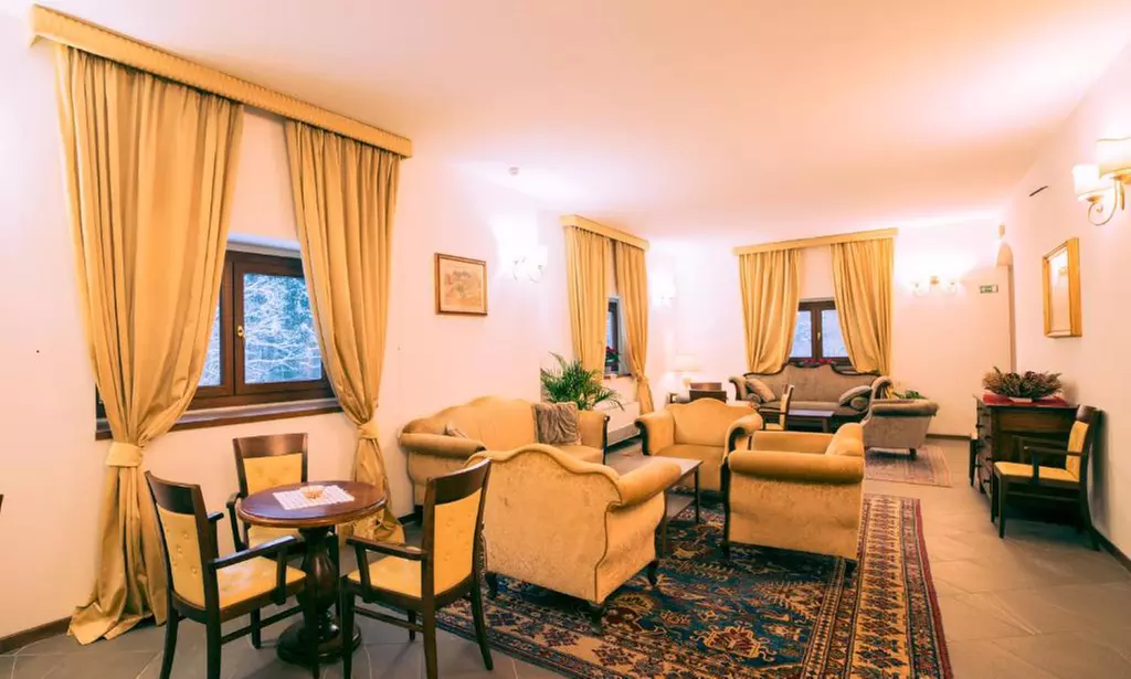 Pistoia 4*: camera doppia con colazione, cena e Spa