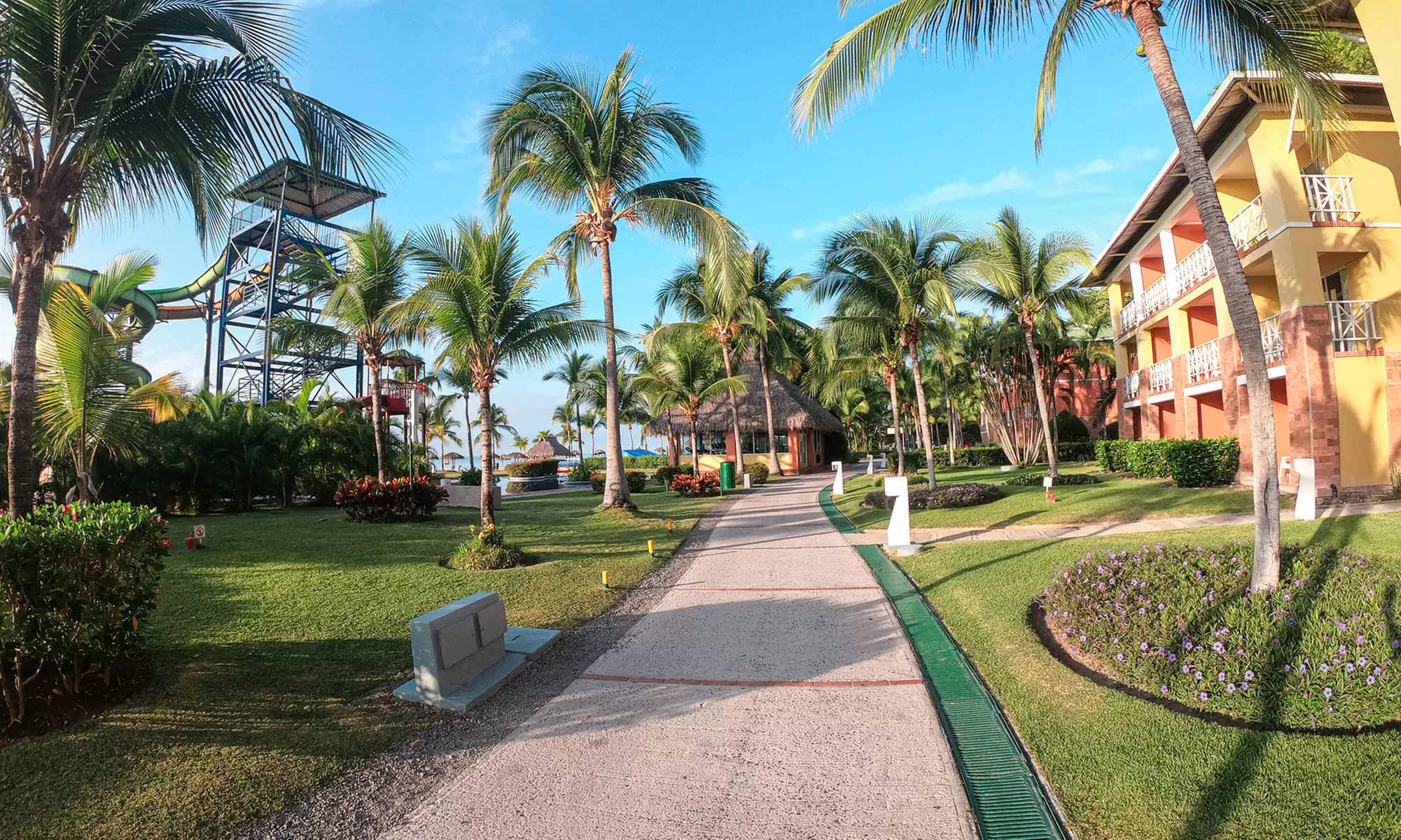 ✈ 5-Night Panama Vacation w/ Optional Airfare from Travel by Jen