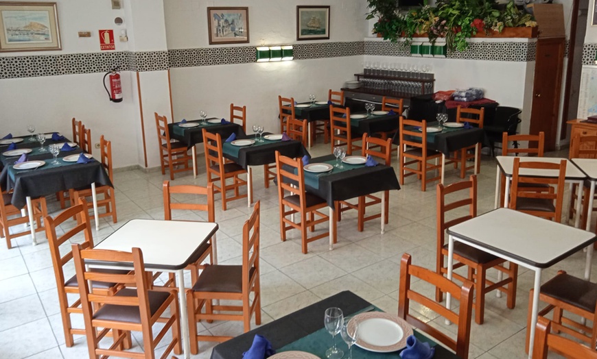 Image 9: Arroz banda o entrecot de ternera en Restaurante Goyo