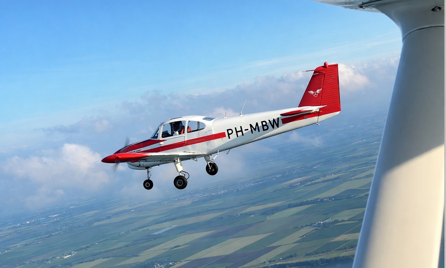 Tuimel door de lucht tijdens een introductievlucht aerobatics