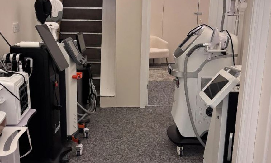 Image 4: Laser Hair Removal in Central London – 3 or 6 Sessions from £15