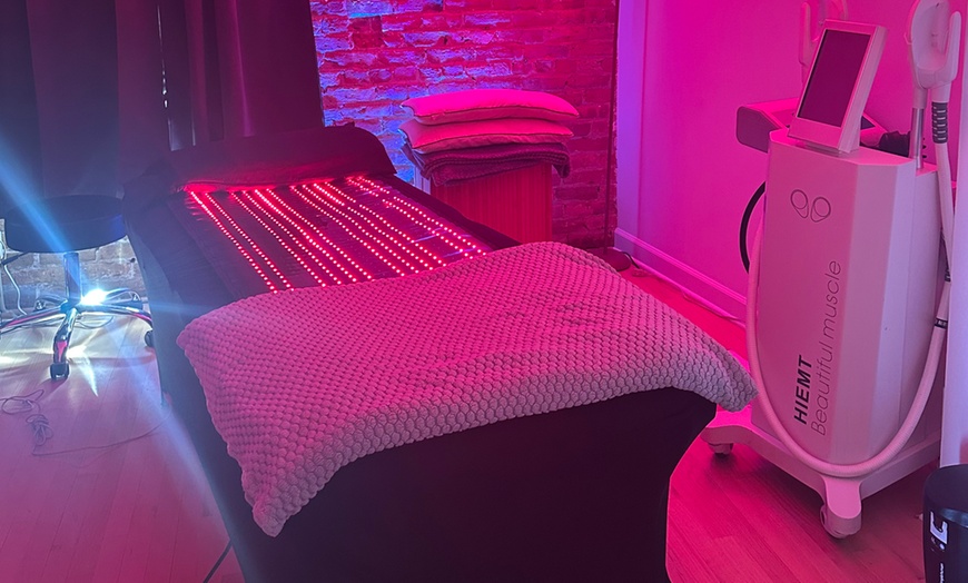 Image 2: Explore Vacuum Butt Therapy Sessions