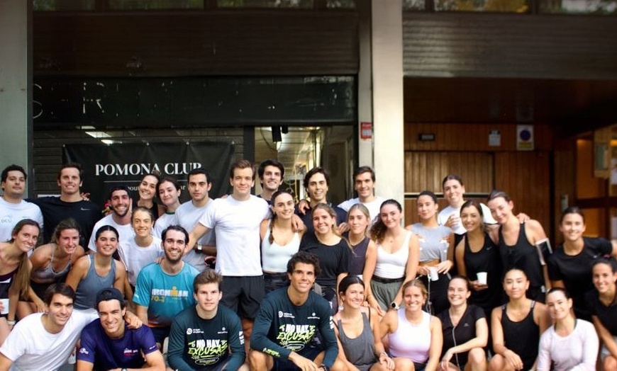 Image 6: Running con bebida para 1 o 2 personas en Club Pomona