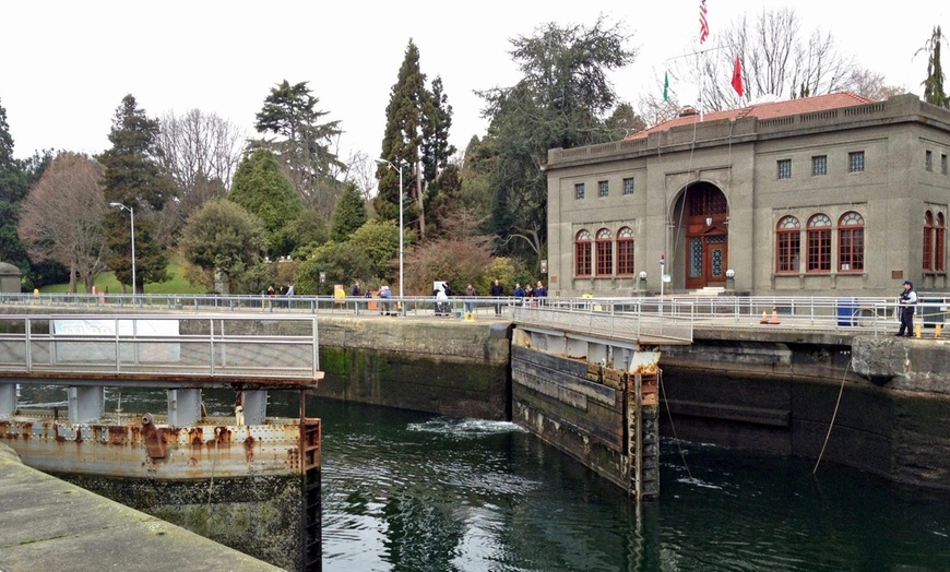Image 4: Tales & Tranquility – A 3 Hour Live Guided Tour of Seattle's Stories