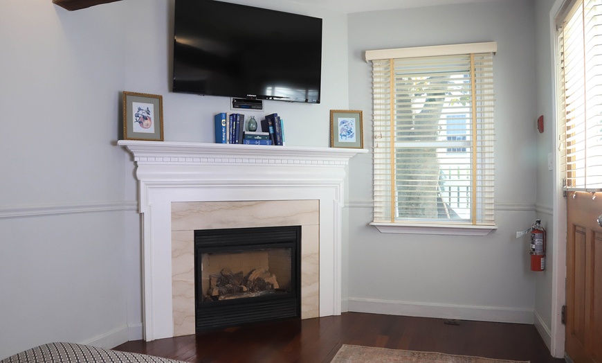 Image 22: Charming Stay at Hartstone Inn in Camden, ME
