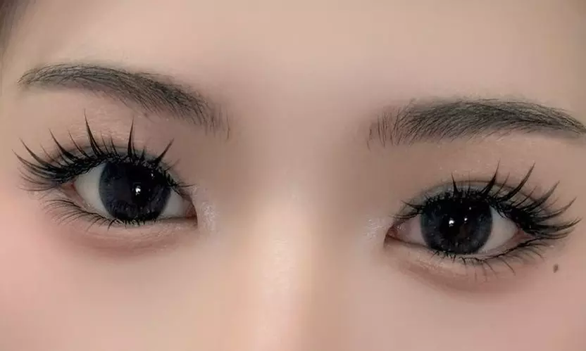 Chinese style - Full Set of Eyelash Extensions or Keratin Lashlift