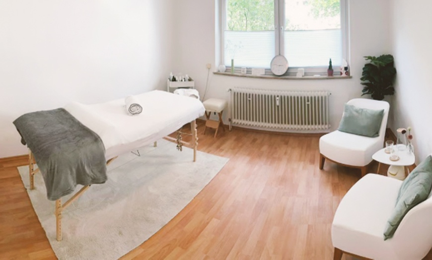 Image 2: 1 oder 2 x 30 Min. Faszien-Massage für 1 Person